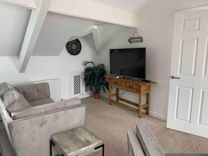 Lovely 2 Bedroom Modern Loft Apartment Sea View Morecambe Exteriér fotografie
